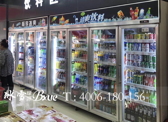 一体式四门饮料柜