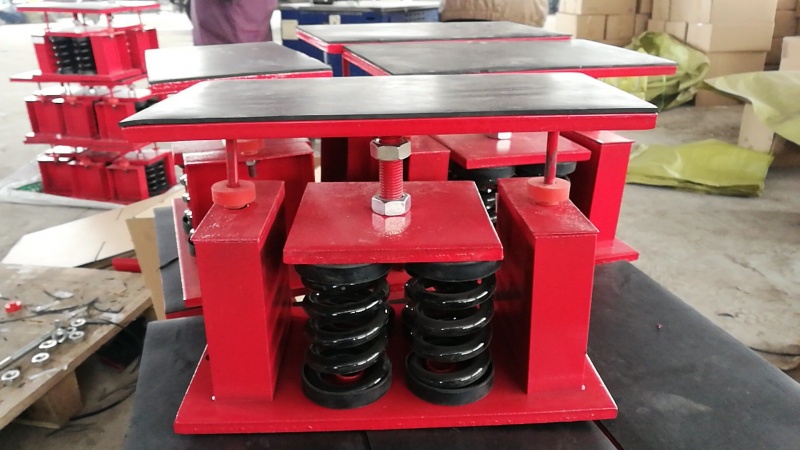 阻尼弹簧减震器