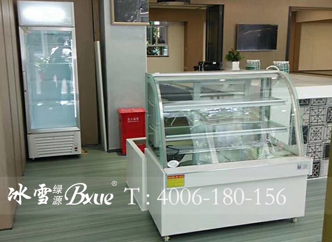 弧形三层蛋糕柜