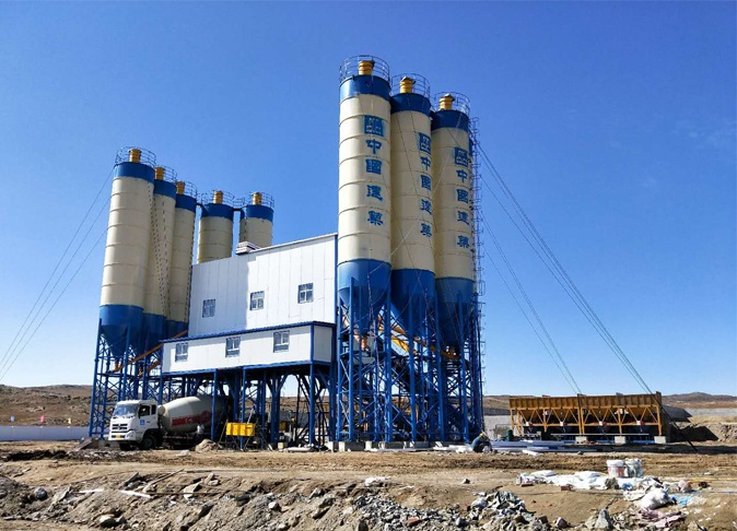 新疆阿勒泰双90站