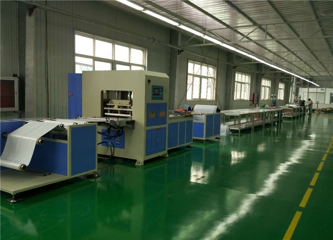 全自动地热膜热合生产