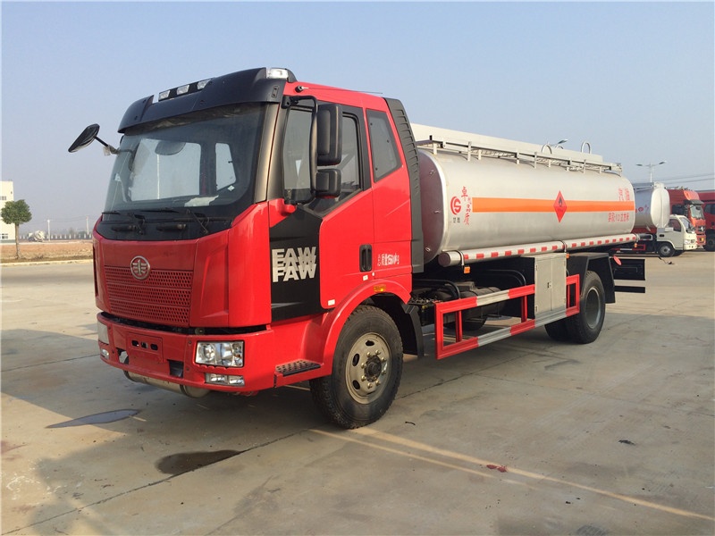 解放油罐车