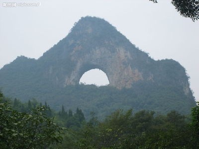 桂林臻纯净双飞五日游