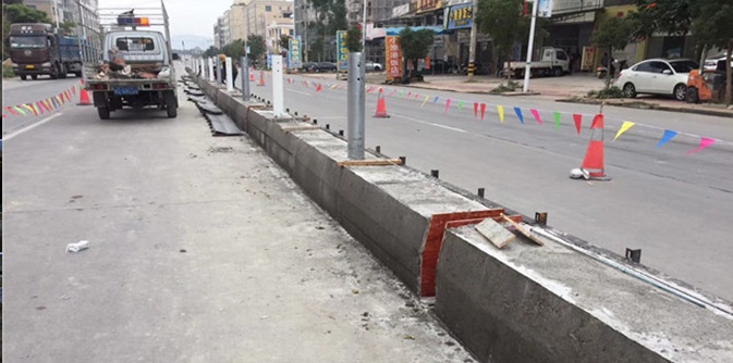 漳州城市中央分隔带