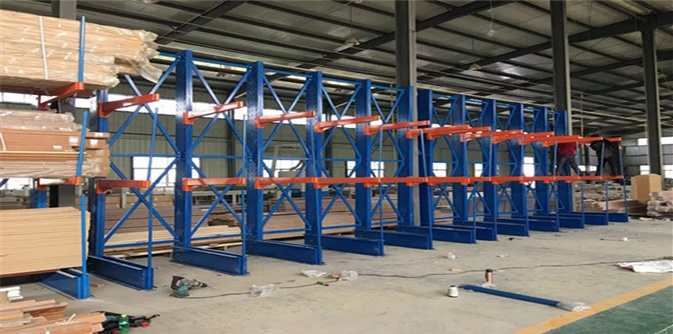 盼盼木门悬臂货架