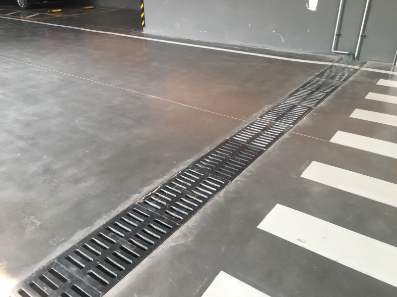 高铁站停车场水沟盖板工程案例