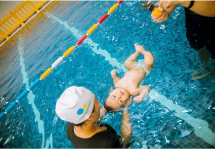 亲子游泳（0-4岁）