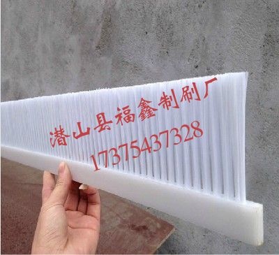 尼龙毛刷