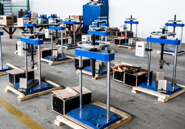 手动人造板试验机展示