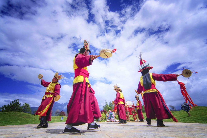 东巴祈福