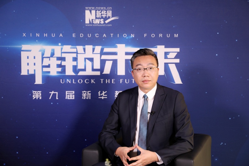 鸿文教育董事长