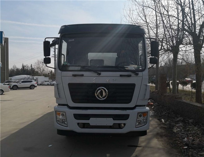 东风新款20吨洒水车