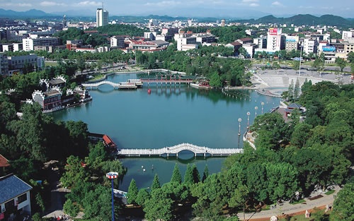 娄星区乐坪街道大街