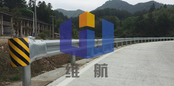 镀锌波形护栏板