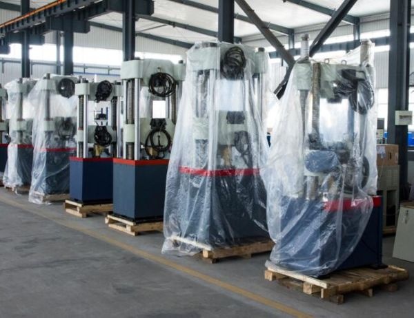 液压万能试验机展示车