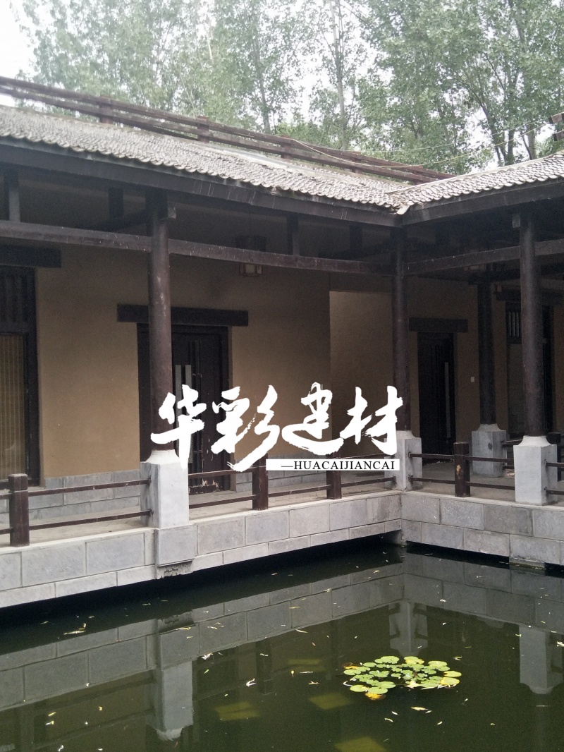 泥巴墙
