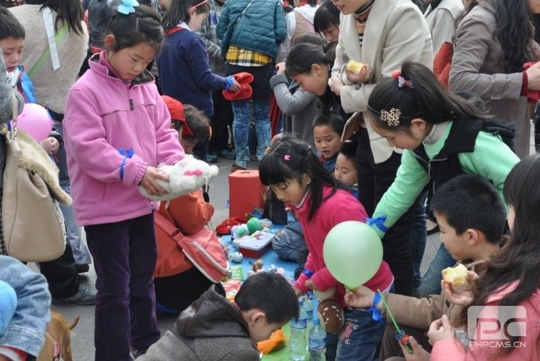 关爱孤独症儿童