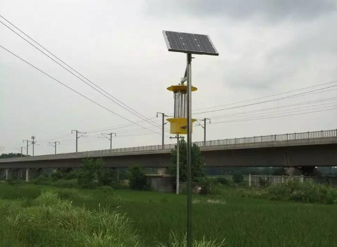太阳能杀虫灯