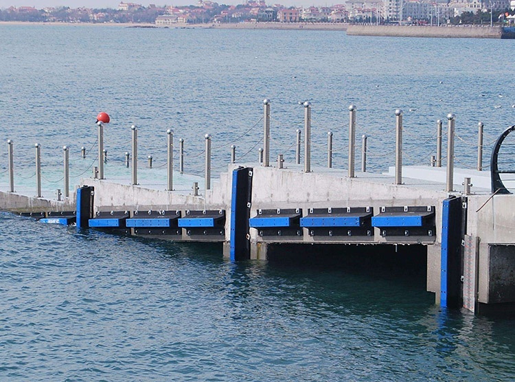 护舷贴面板应用案例