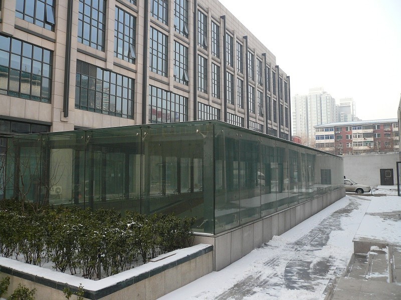 永利国际汽车坡道雨棚