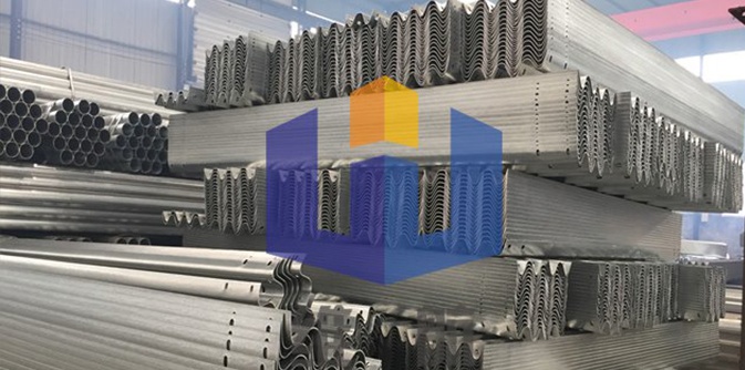 国标九孔护栏板