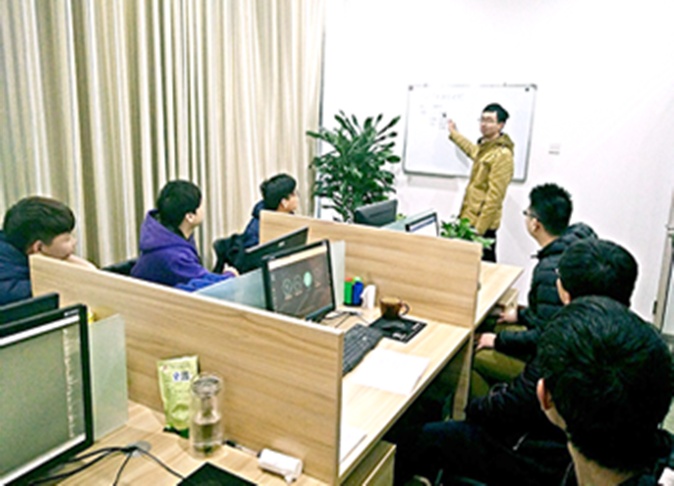 瑞之雪-项目组会议室