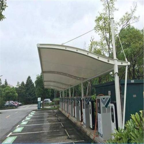 膜结构充电棚